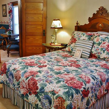 Arbor Hill Inn La Porte Eksteriør bilde
