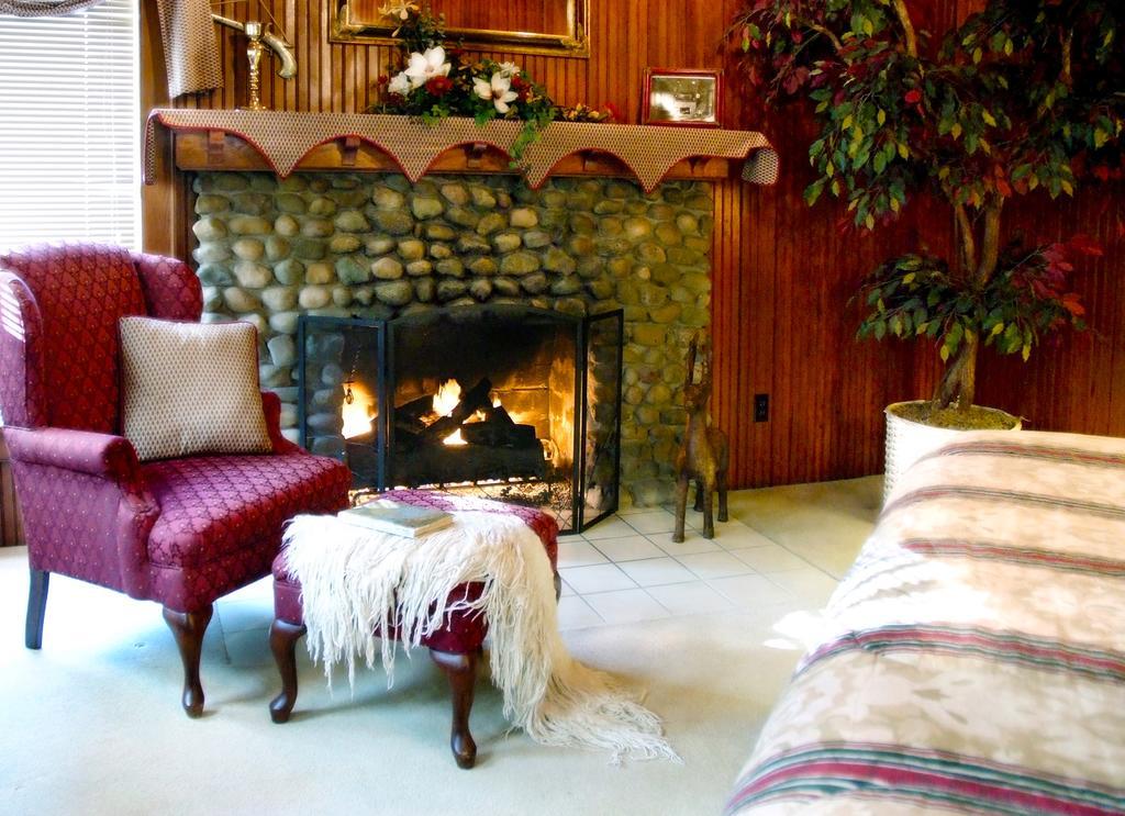 Arbor Hill Inn La Porte Eksteriør bilde