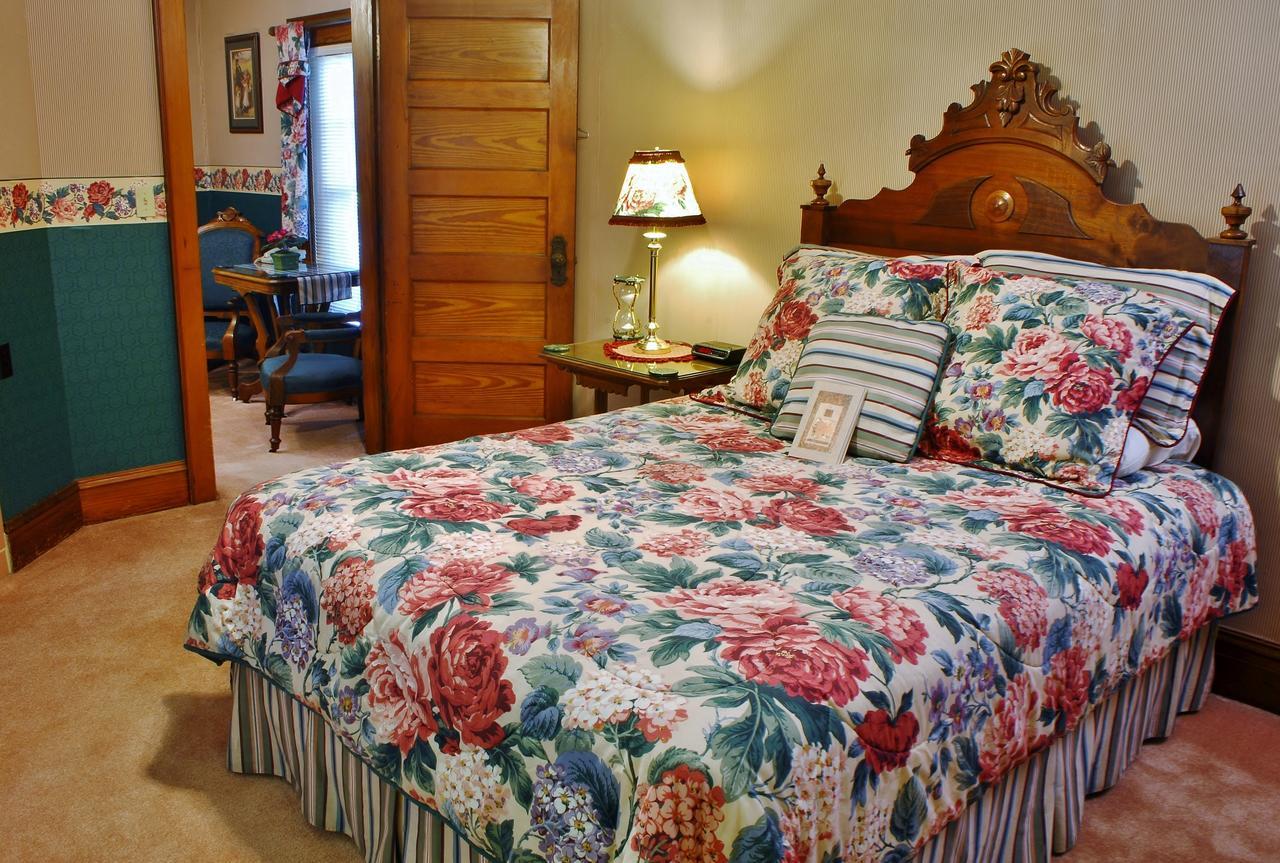 Arbor Hill Inn La Porte Eksteriør bilde