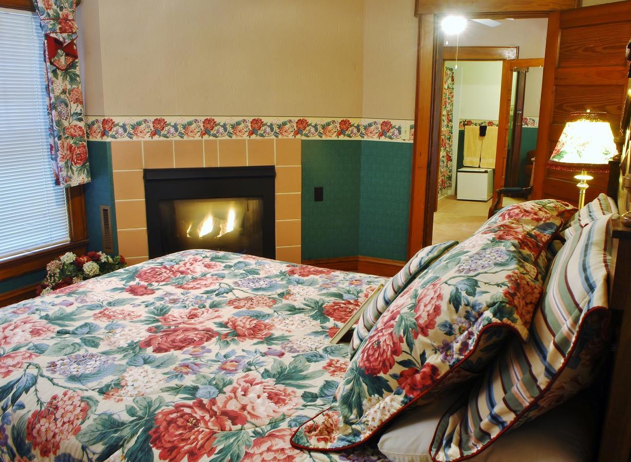 Arbor Hill Inn La Porte Eksteriør bilde